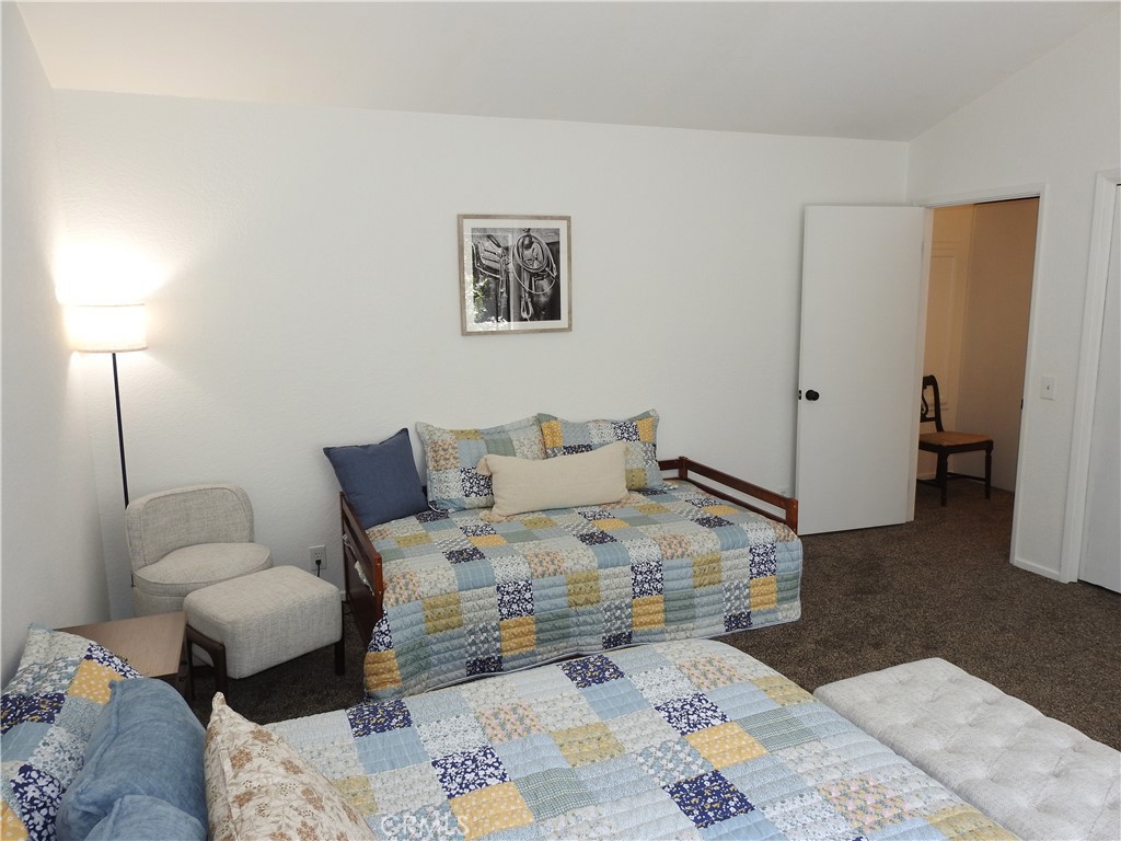5041 Pine Ridge Avenue Property Photo 26