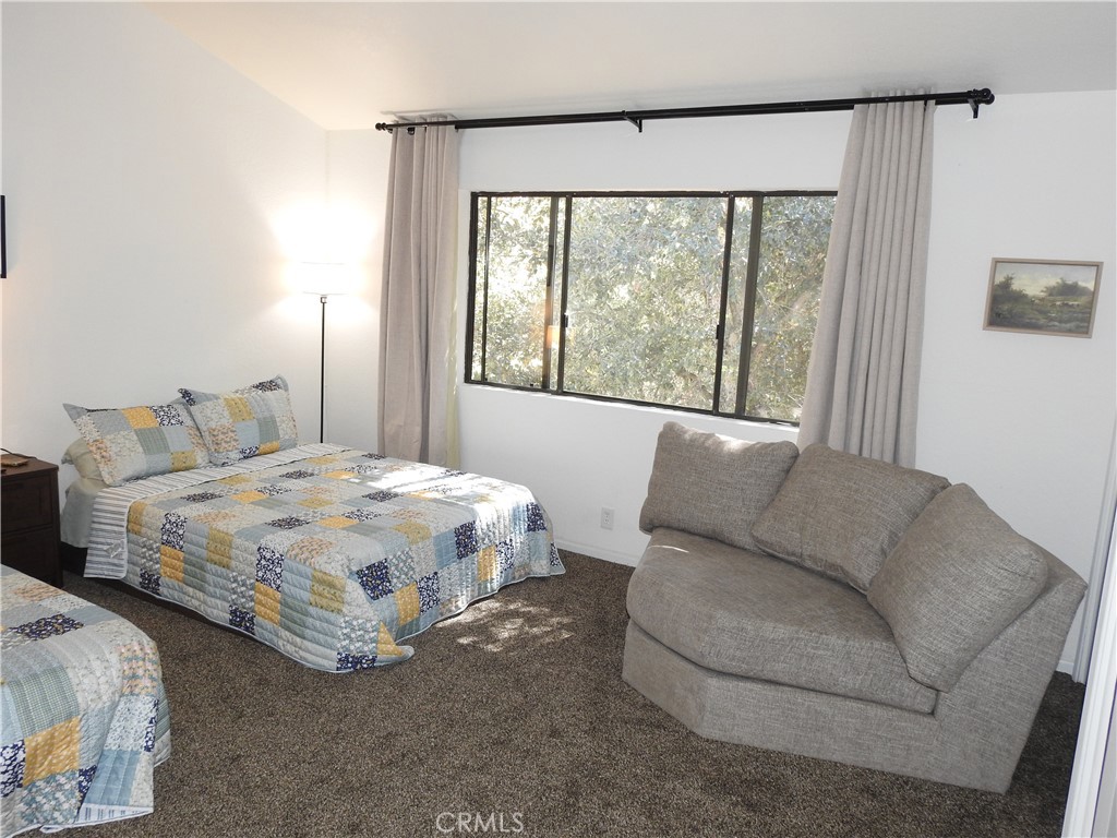 5041 Pine Ridge Avenue Property Photo 36