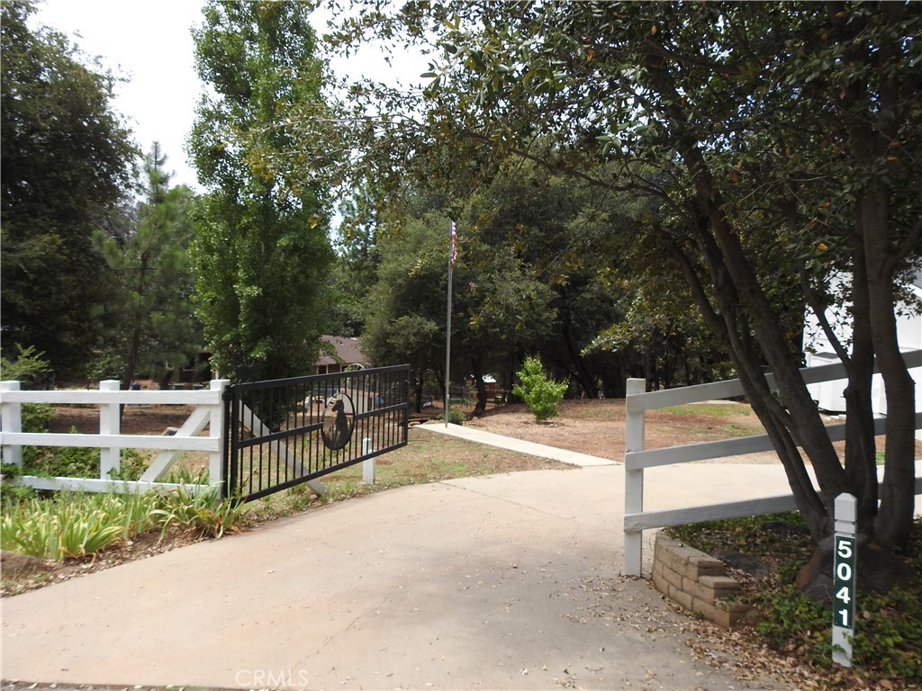 5041 Pine Ridge Avenue Property Photo 38
