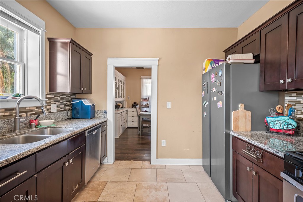 40859 Acacia Property Photo 10