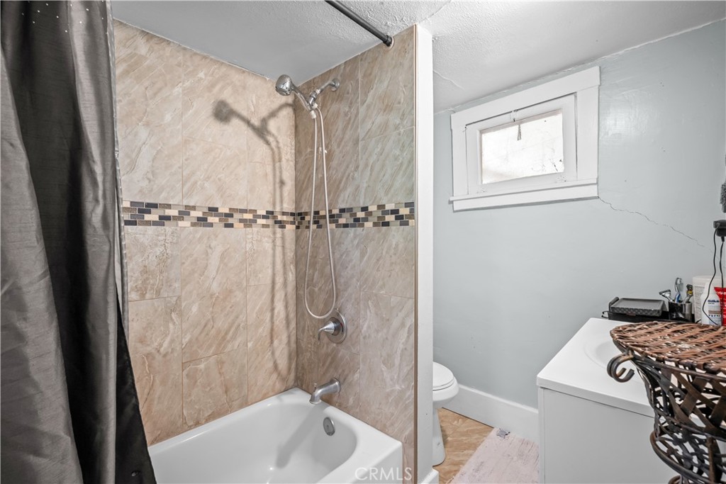 40859 Acacia Property Photo 13