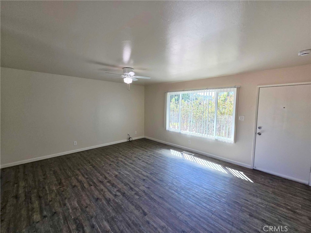 822 Walnut Property Photo 2