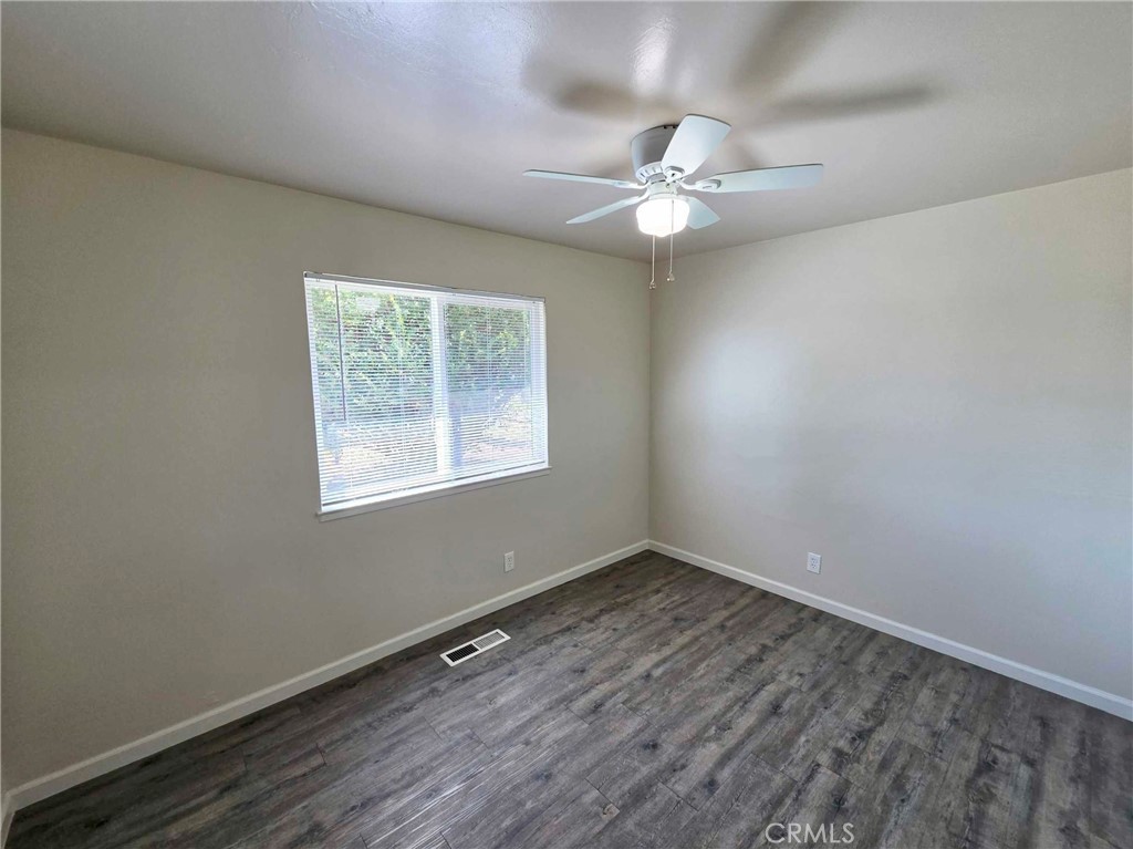 822 Walnut Property Photo 13