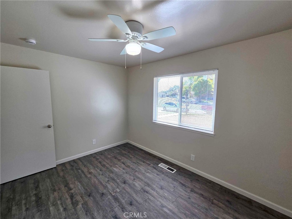 822 Walnut Property Photo 23