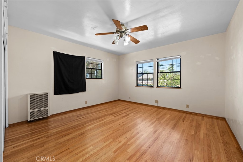 165 W Avenue L Property Photo 25