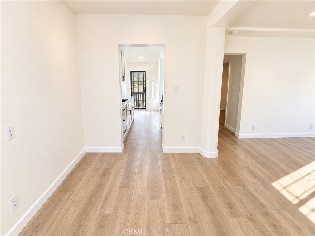 6207 Crenshaw Property Photo 4