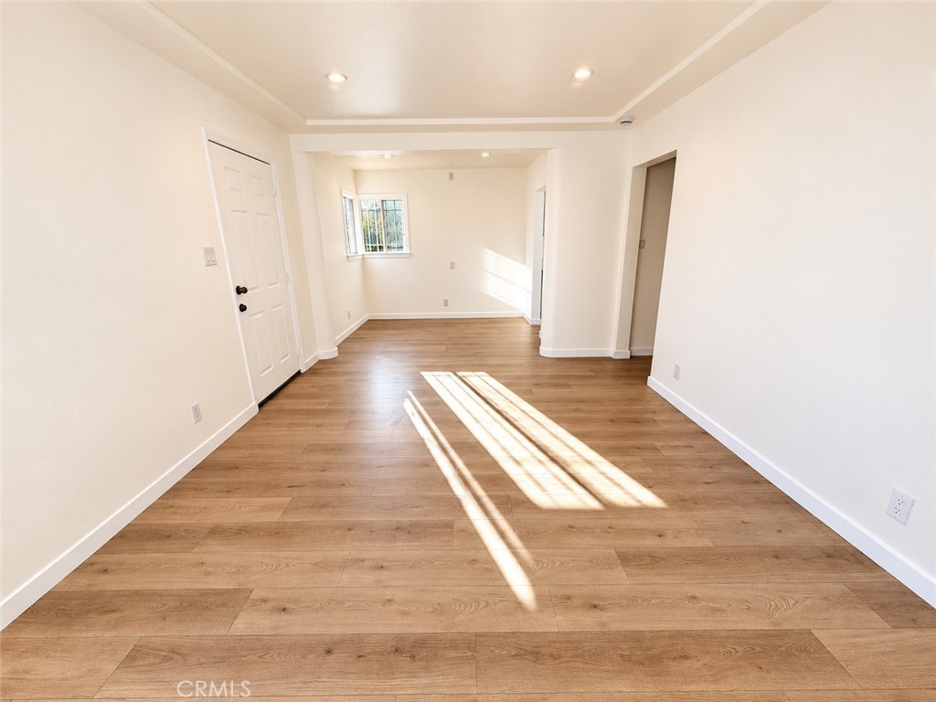 6207 Crenshaw Property Photo 6