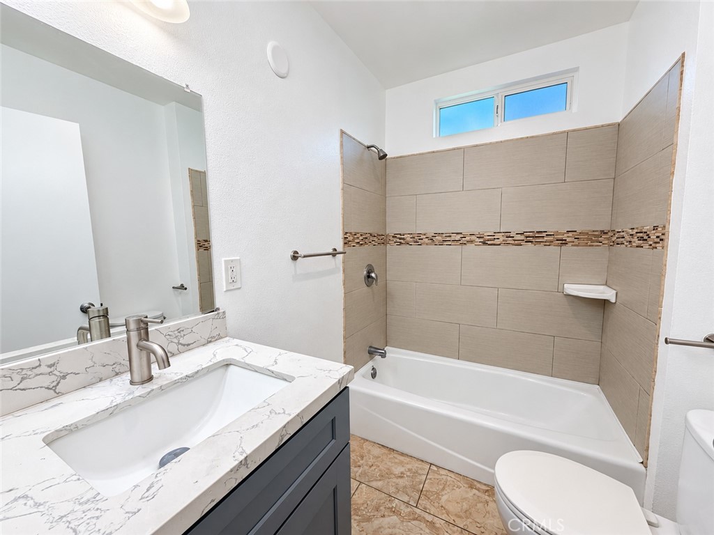 6207 Crenshaw Property Photo 9