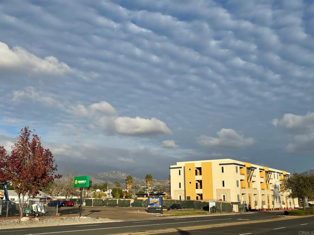 13056 Poway Road Property Photo