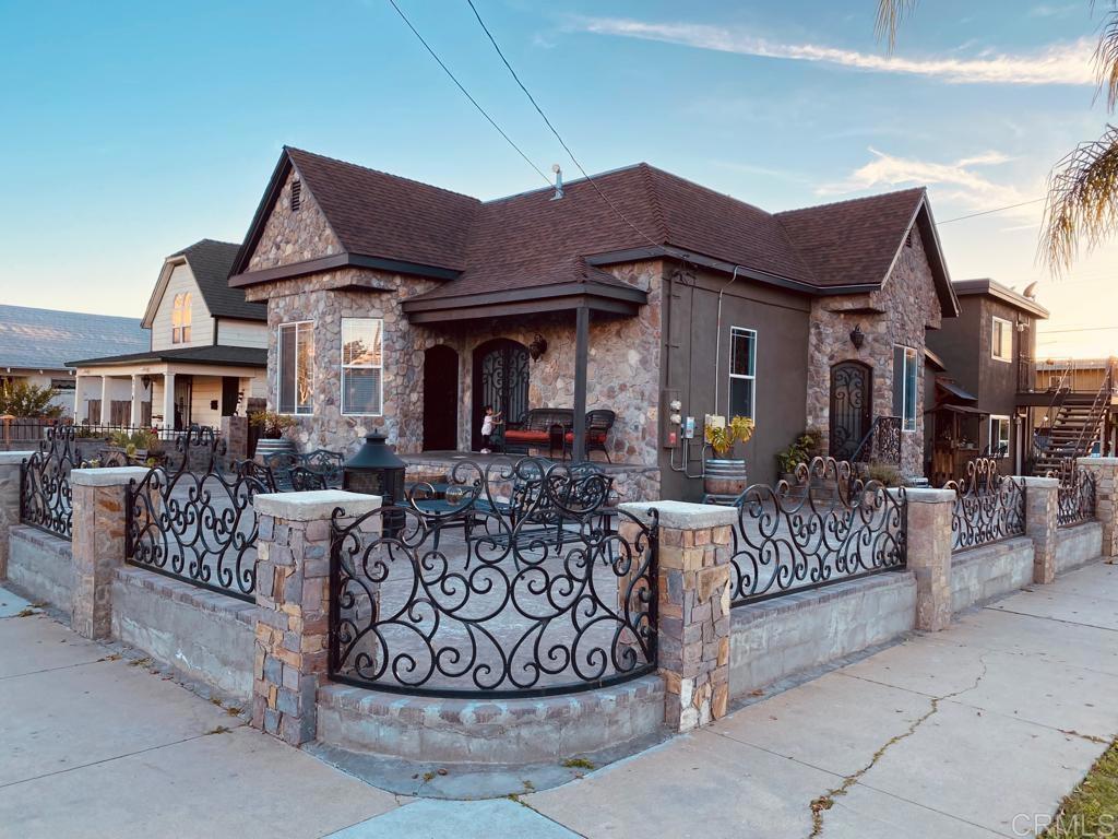 706 D Avenue Property Photo