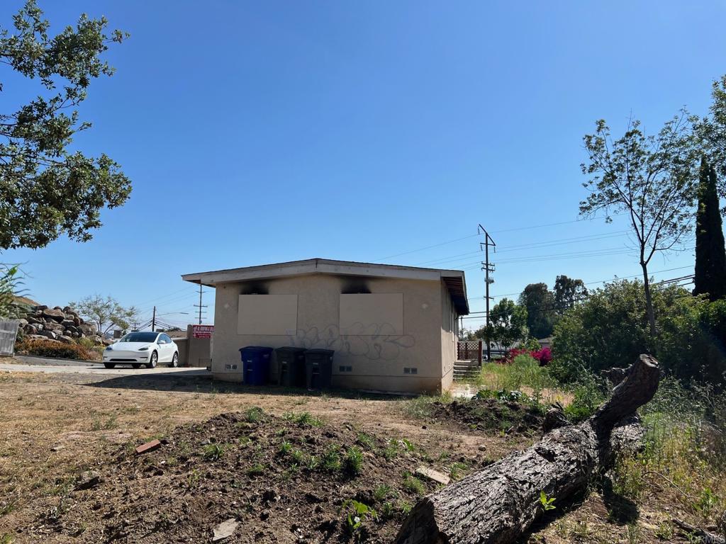 1675 N 2nd Street Property Photo 5