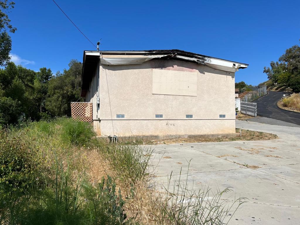 1675 N 2nd Street Property Photo 6