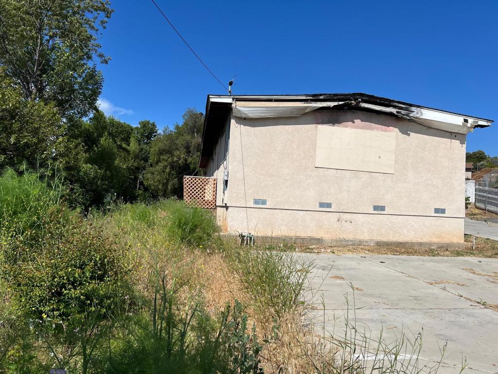 1675 N 2nd Street Property Photo 8