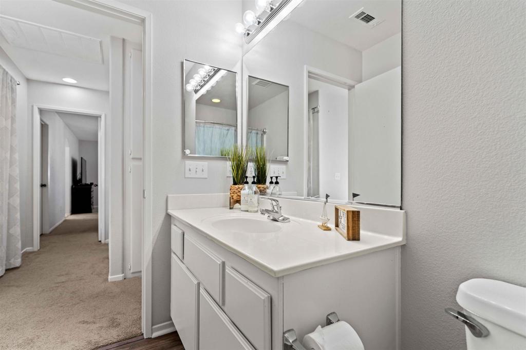 1467 Sutter Buttes Street Property Photo 32
