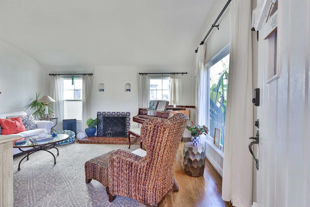 408 5th Property Photo 8