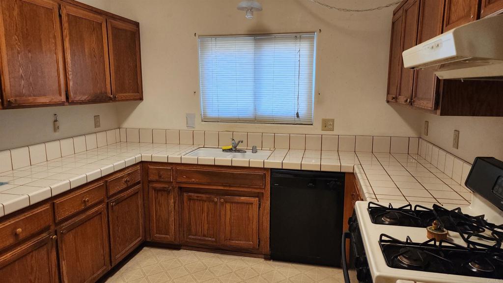 1220 Laity Court Property Photo 2