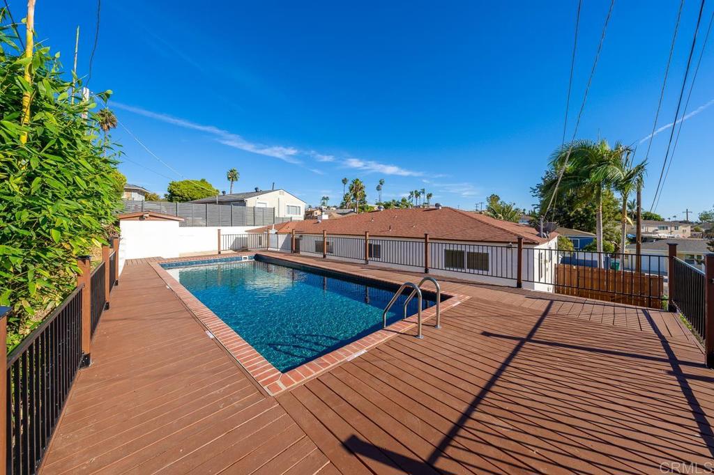 5340 Manzanares Way Property Photo 22