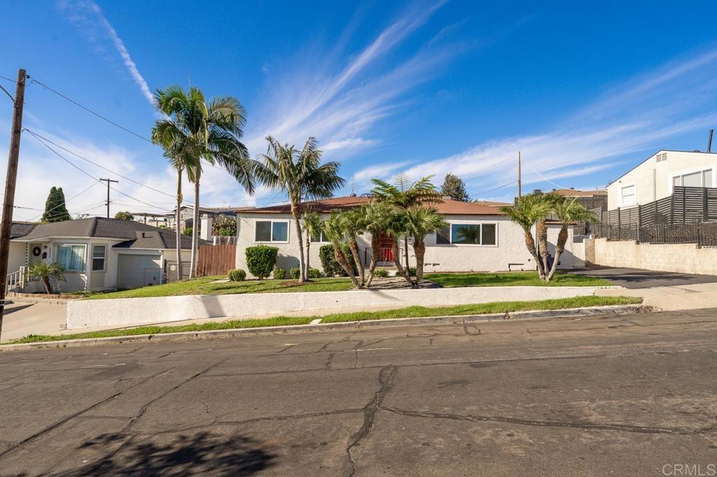 5340 Manzanares Way Property Photo 26