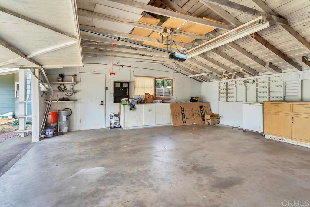 988 Pepper Drive Property Photo 18