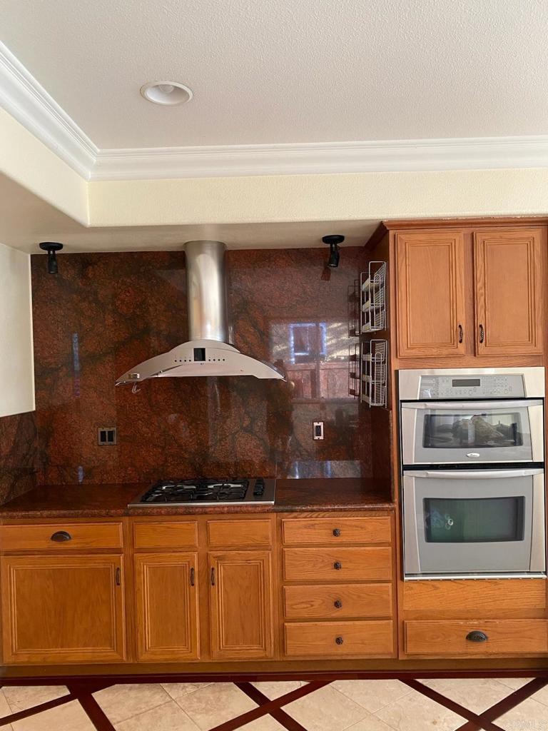 1018 Burga Loop Property Photo 1