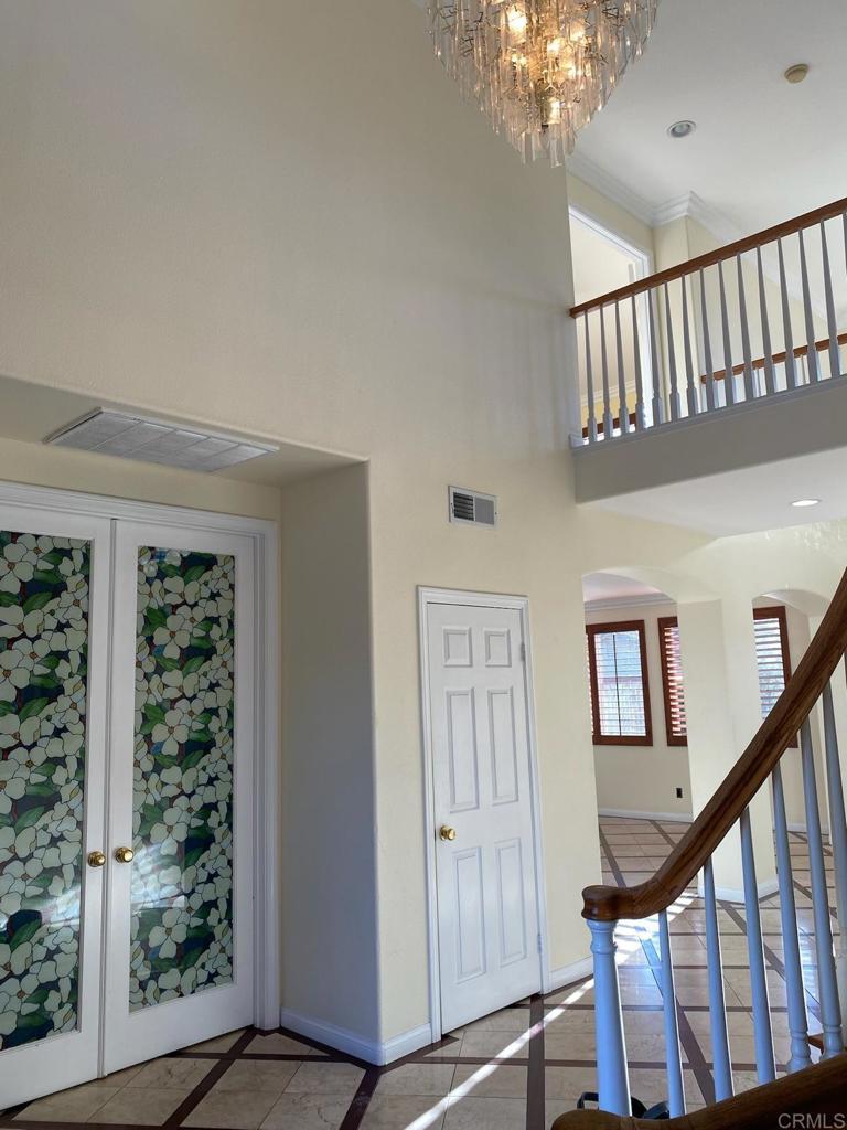 1018 Burga Loop Property Photo 3