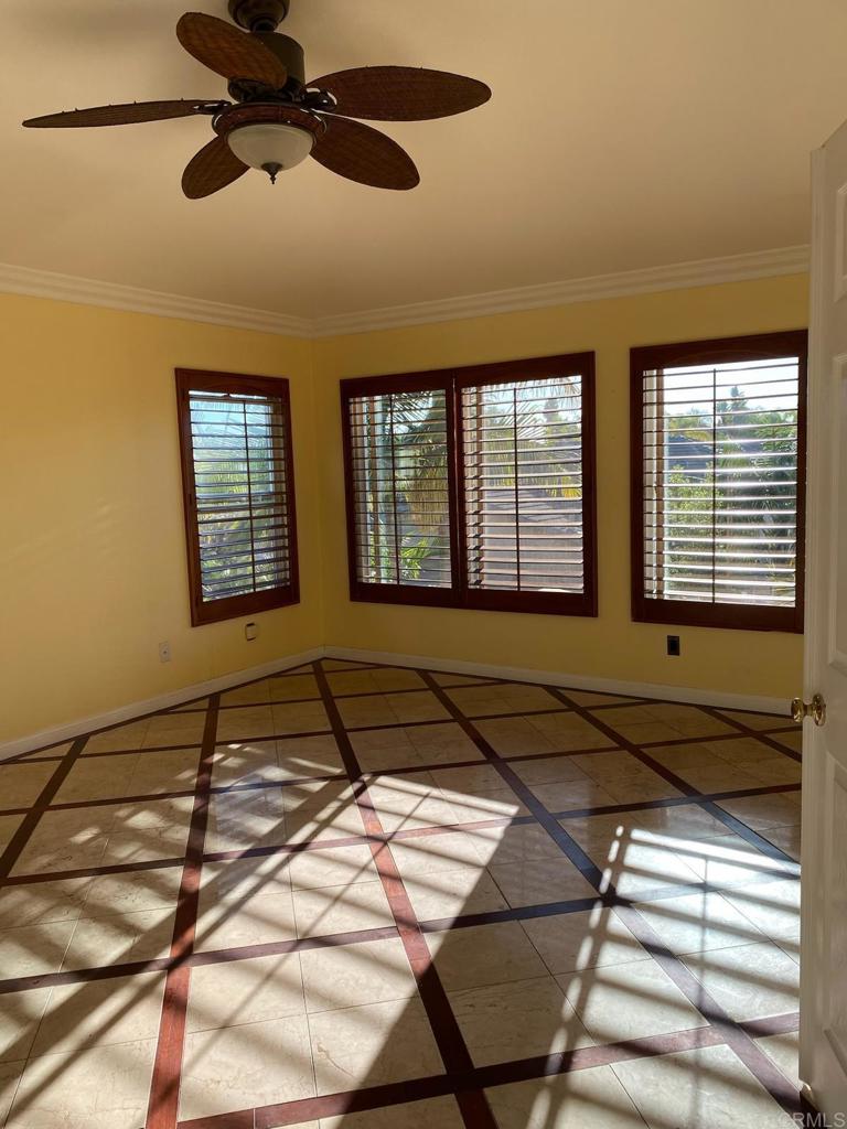1018 Burga Loop Property Photo 13