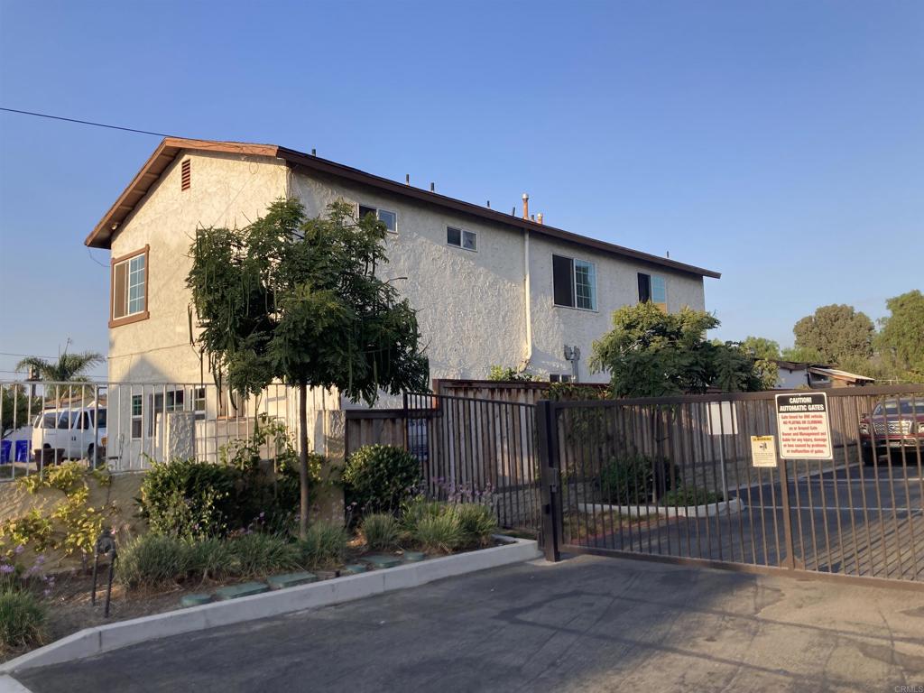 388 390 Sycamore Road Property Photo 2