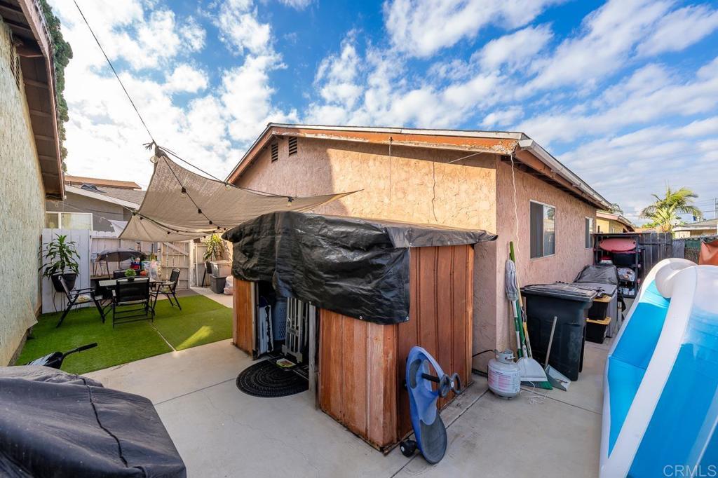 1877 Donax Avenue Property Photo 20