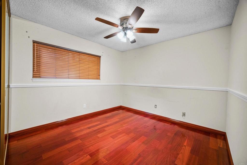 876 Halecrest Drive Property Photo 19