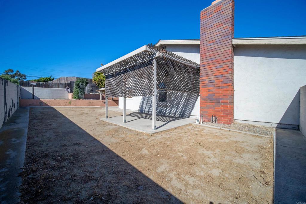 876 Halecrest Drive Property Photo 33