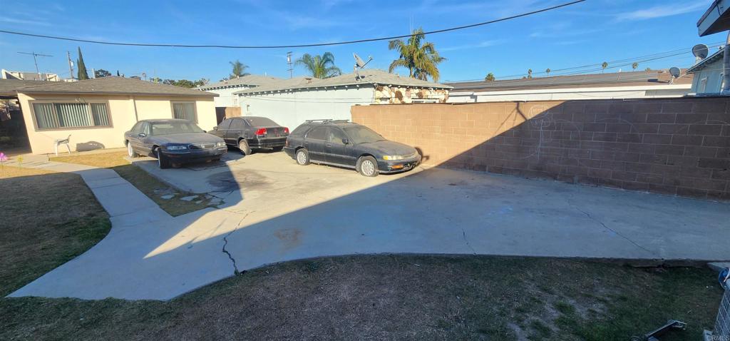 3703 W 105th Street Property Photo 8