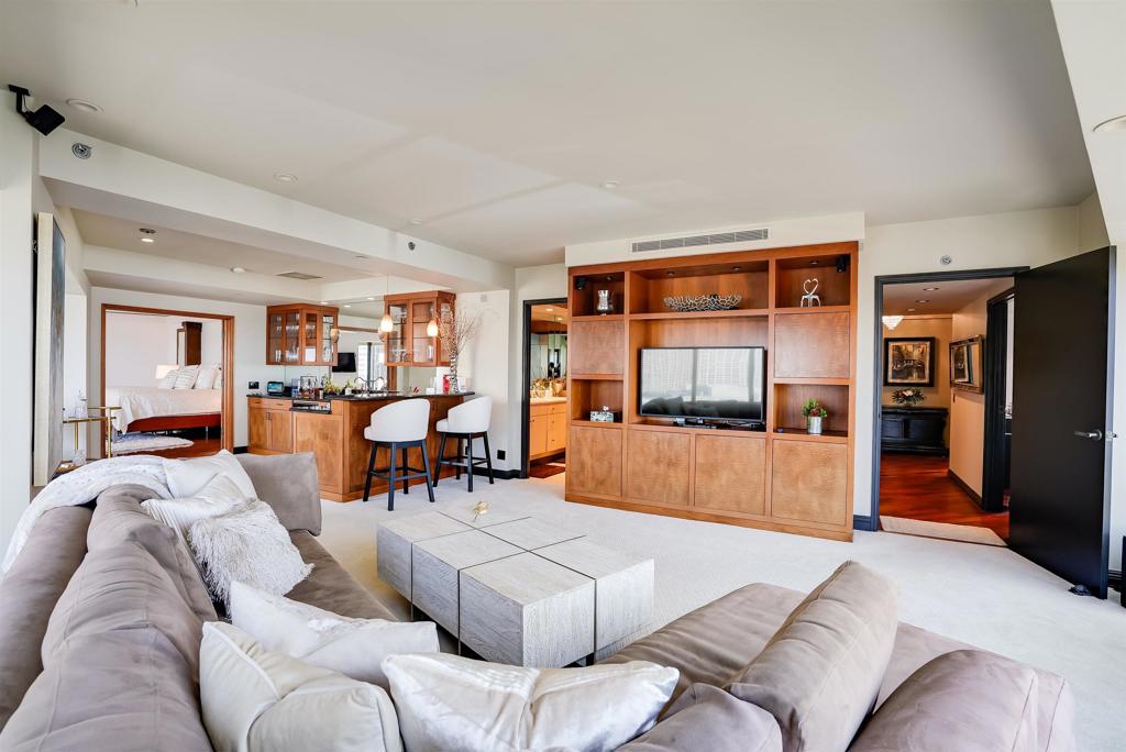 200 Harbor Drive 1502-1503 Property Photo 12