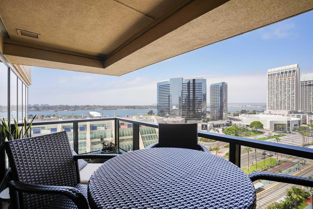 200 Harbor Drive 1502-1503 Property Photo 15