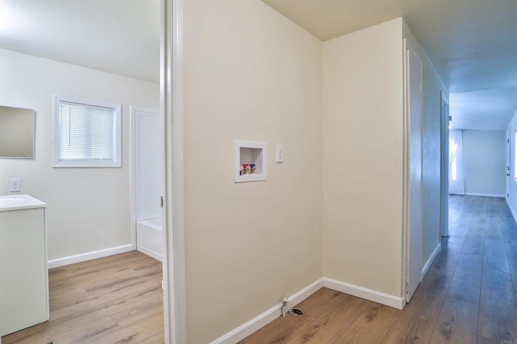 826 E Route 66 16 Property Photo 14