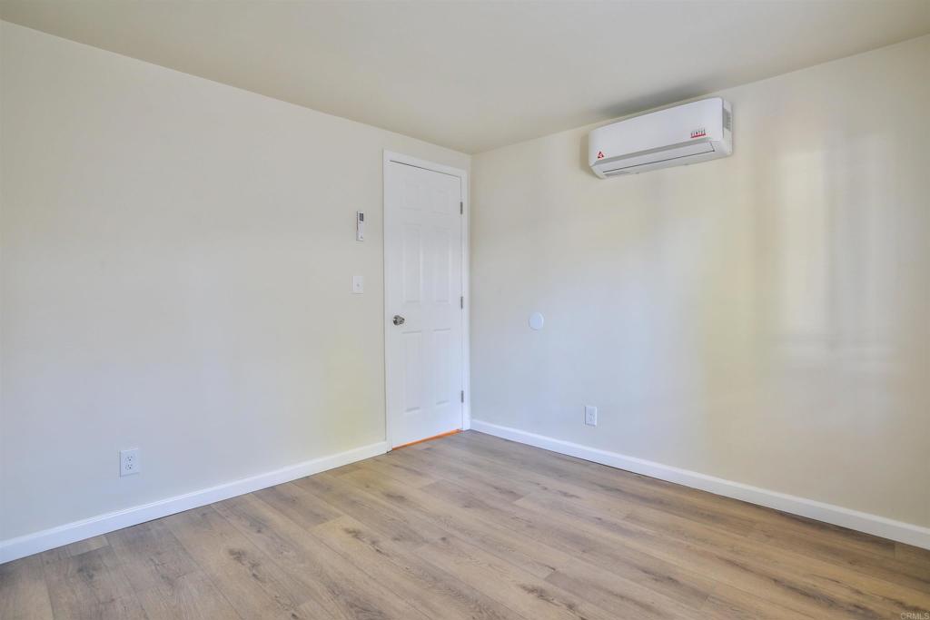 826 E Route 66 16 Property Photo 17