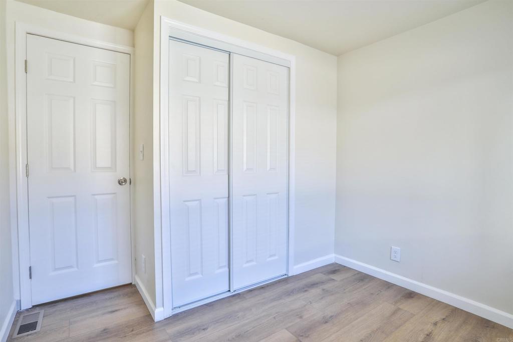 826 E Route 66 16 Property Photo 23