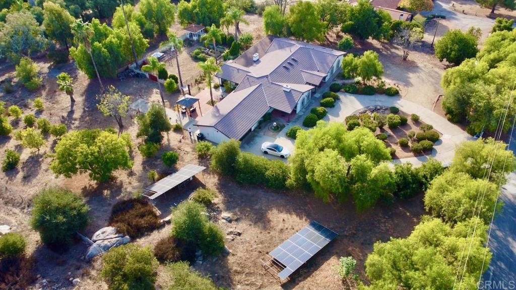 13227 Blueberry Hill Lane Property Photo 3