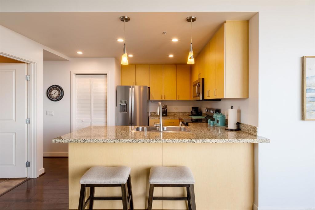 1080 Park Boulevard 1502 Property Photo 7