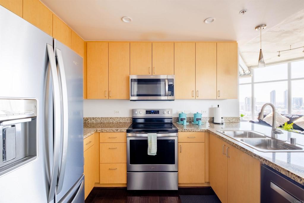 1080 Park Boulevard 1502 Property Photo 9