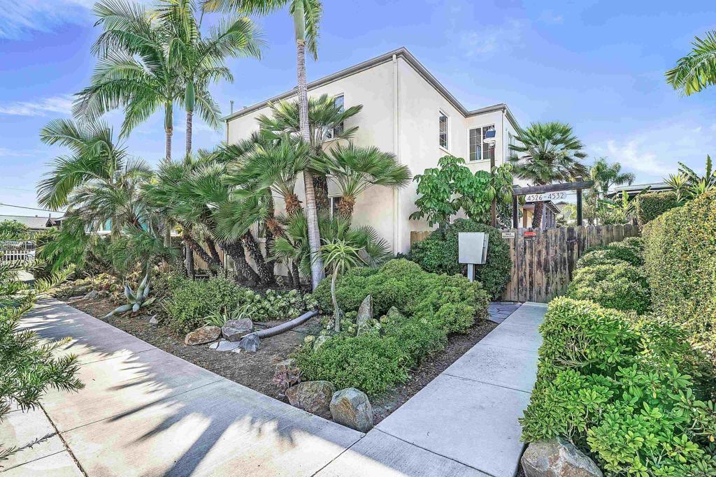 4526 37th Street Property Photo 3