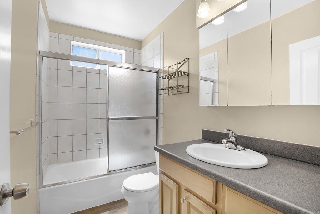 4526 37th Street Property Photo 25