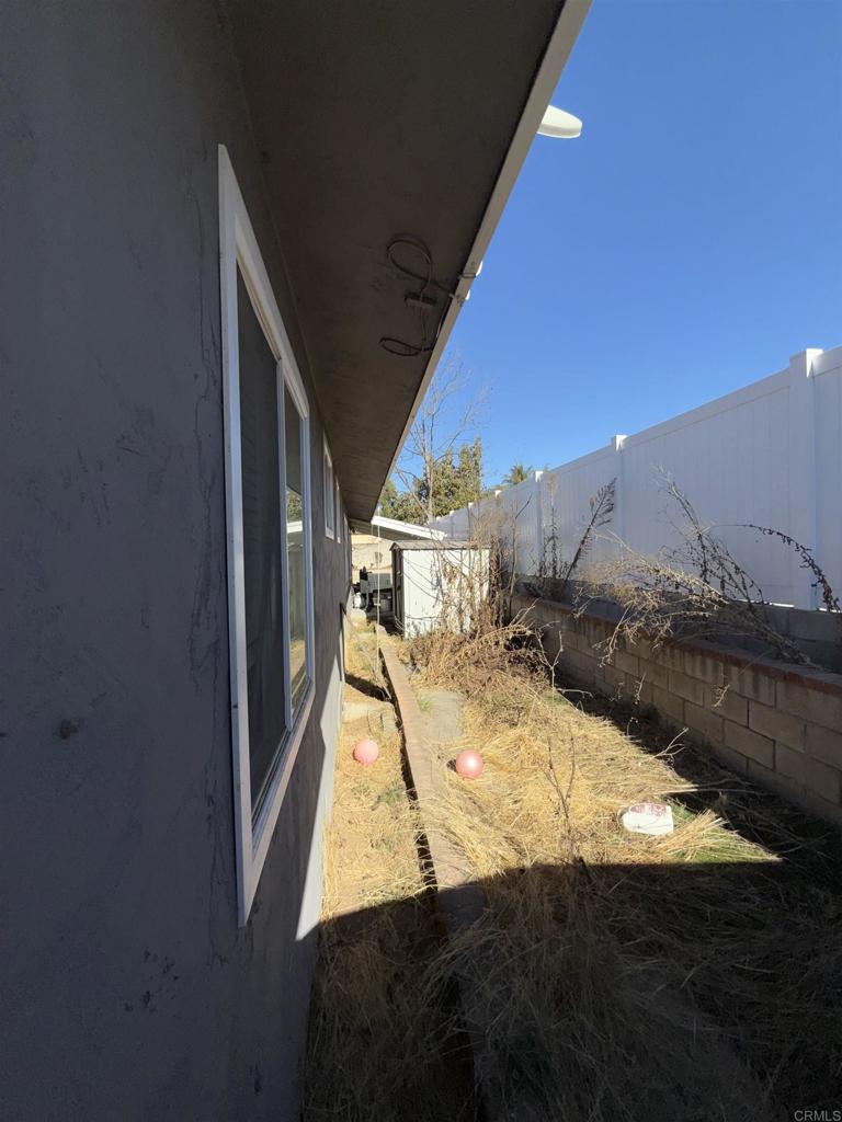 8461 65 Winter Gardens Boulevard Property Photo 7