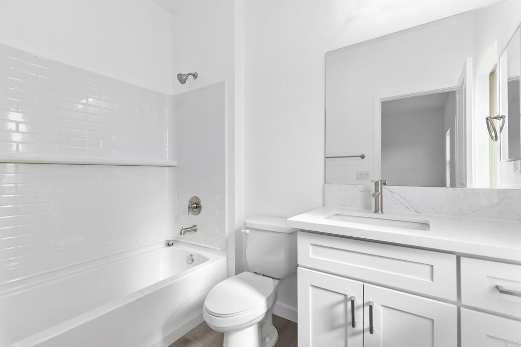 8588 Vista Azul Pl Property Photo 26