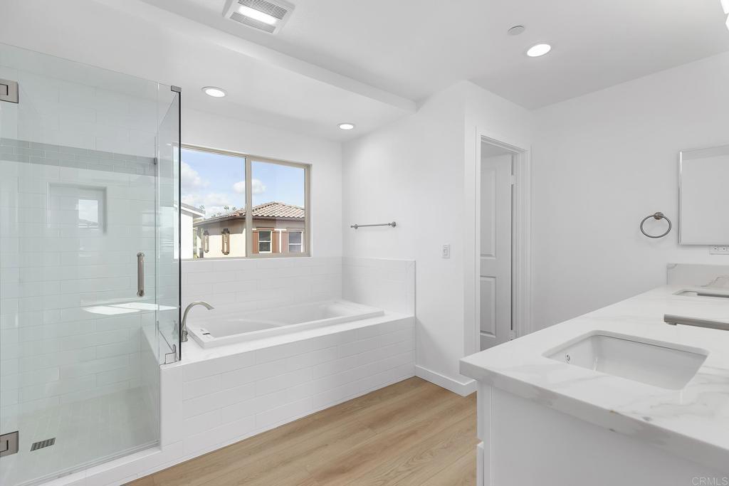 8539 Vista Azul Pl Property Photo 16