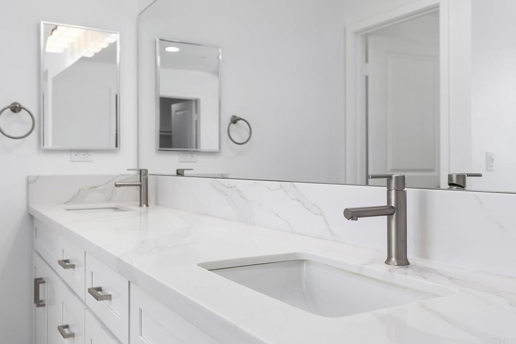 8539 Vista Azul Pl Property Photo 17