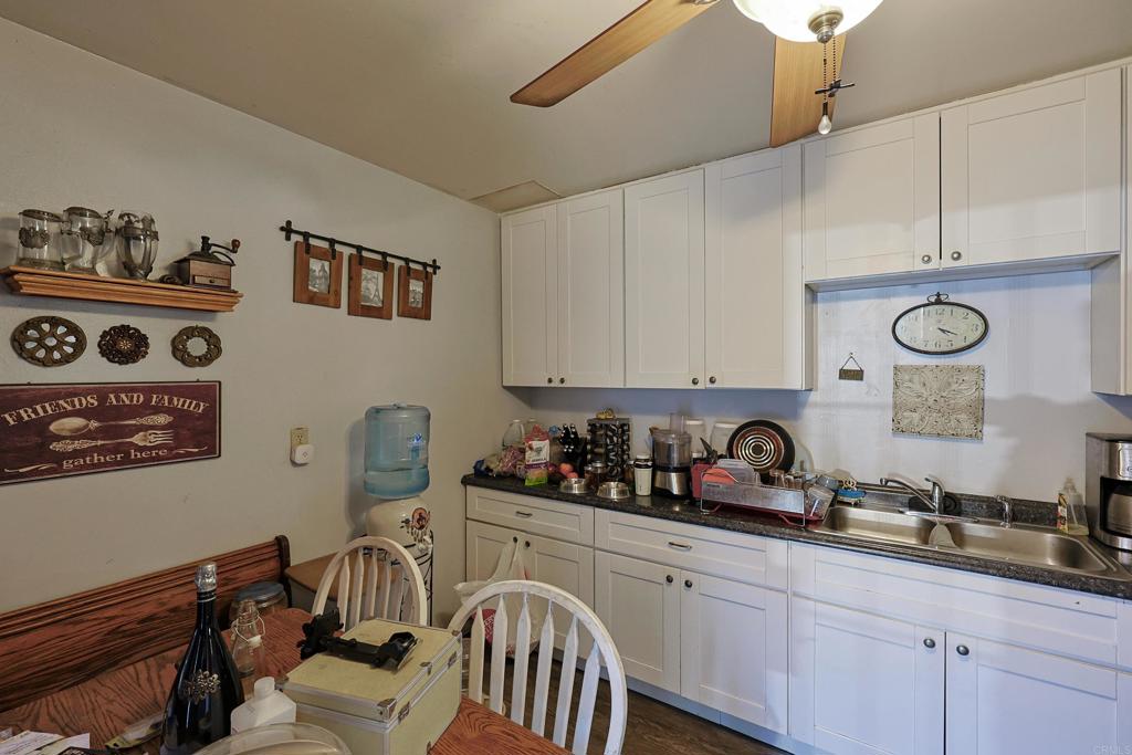 4026 30 N Bonita Street Property Photo 16