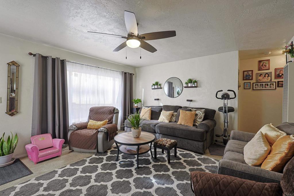 4026 30 N Bonita Street Property Photo 28