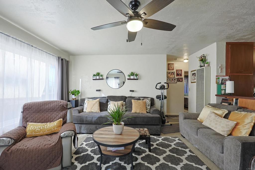 4026 30 N Bonita Street Property Photo 29