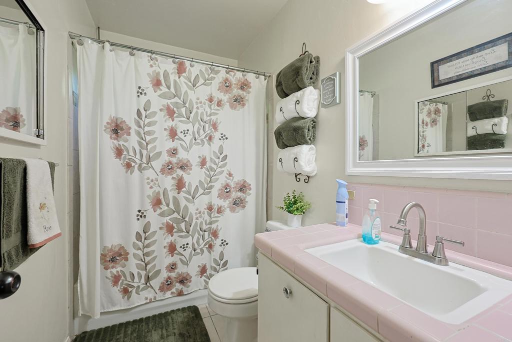 4026 30 N Bonita Street Property Photo 40