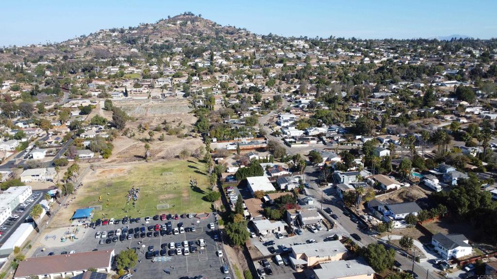 4026 30 N Bonita Street Property Photo 65